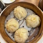 小籠包　4個