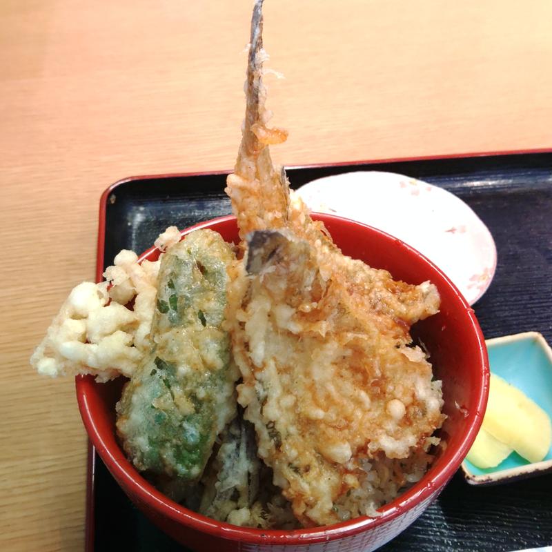 特大真ハゼ天丼(食飲笑 うたつがね)