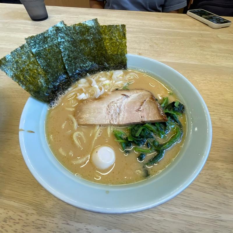 醤油豚骨ラーメン(ラーメン 真心家)