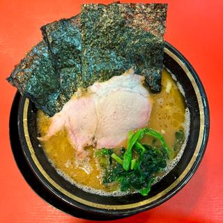 ラーメン(家系ラーメン王道家直伝 青森野呂家)