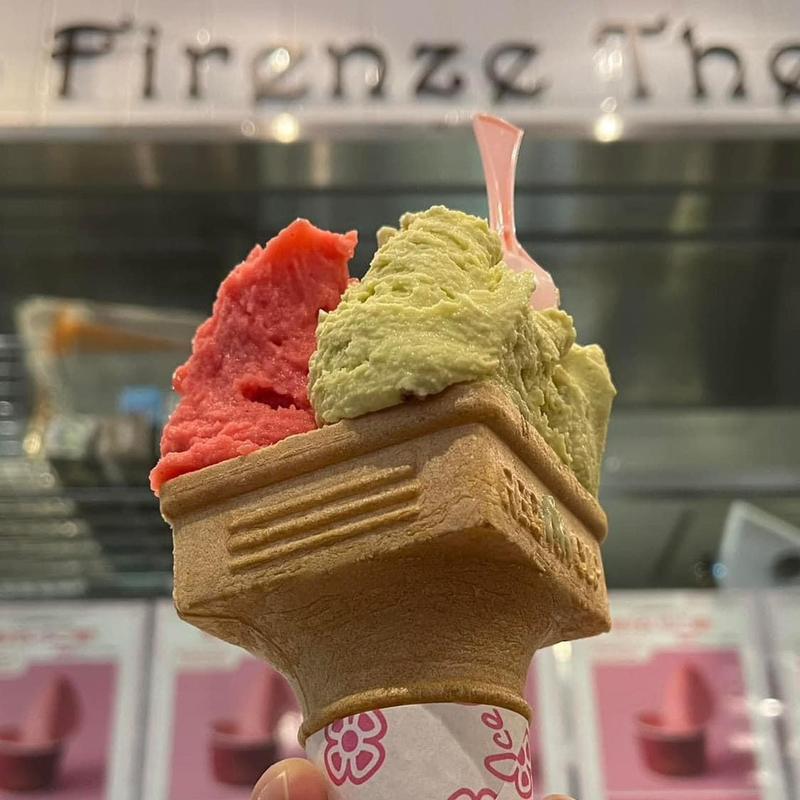 ラズベリー ピスタチオ(ジェラート フィレンツェ)