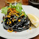 真っ黒エビマヨ(焼売スタンド きんぎょ)