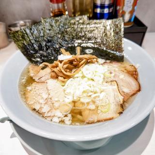 白醤油ラーメン＋海苔(横濱 焼豚らーめん りゅうちゃん)