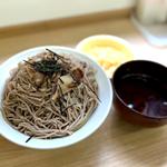 大盛り冷やし肉そば