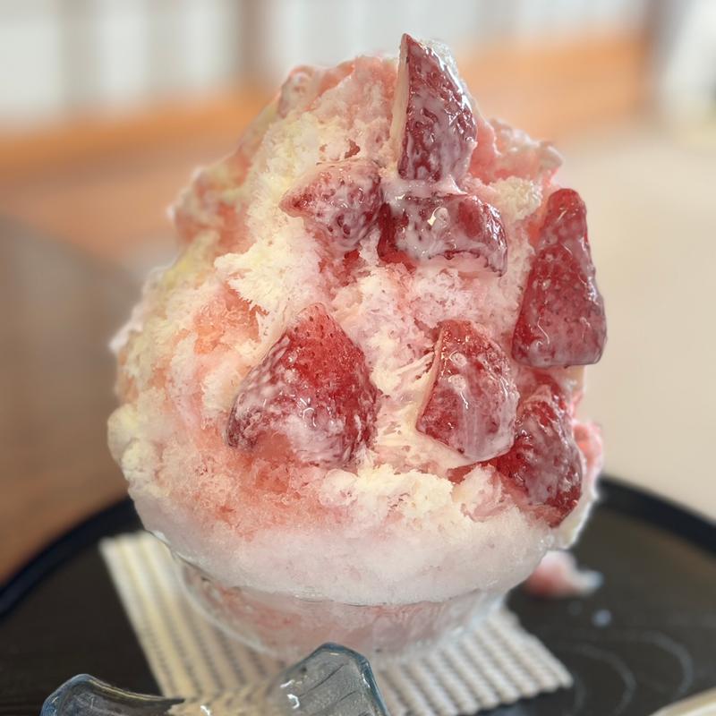 かき氷　いちごミルク(丹波栗菓匠大福堂本店)