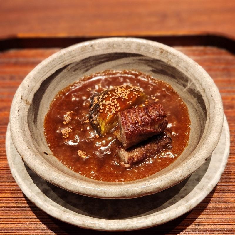 牛蒡の和牛巻き 賀茂茄子 中国の赤味噌ソース(廣澤)