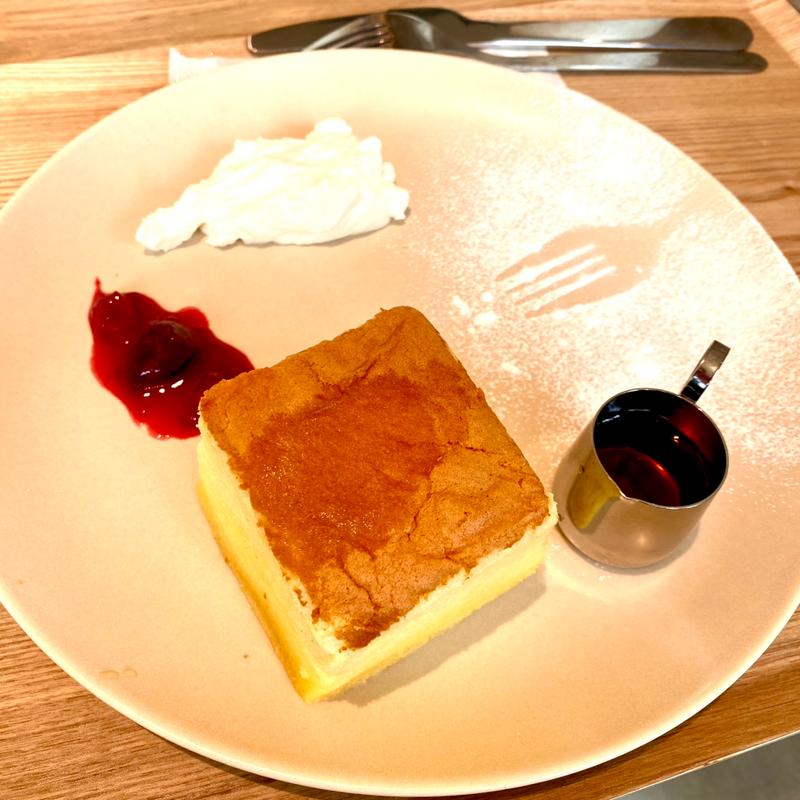 ホット台湾カステラパンケーキ風(みなめん cafe みのおキューズモール店)