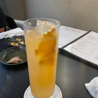 (Mo4ca)