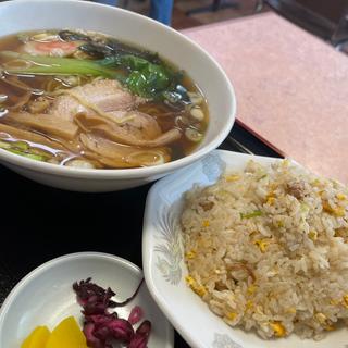 チャーハン＋ラーメン(きらく )