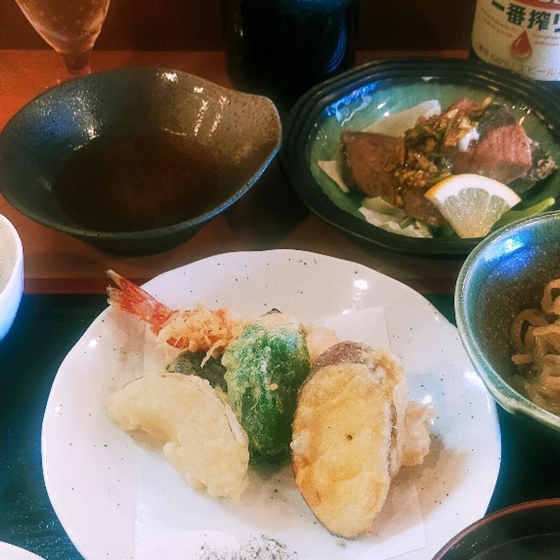 欲張り定食(うまいもん南部屋 Patisserie OKOME)