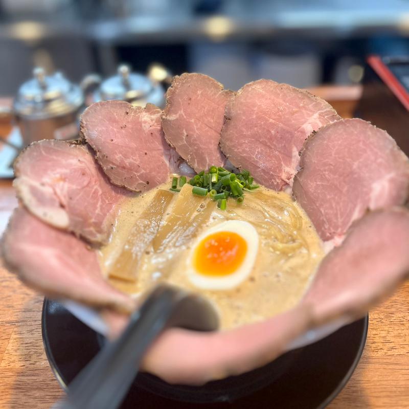 濁とんラーメンチャーシュー(あいつのラーメンかたぐるま 北野白梅町店)