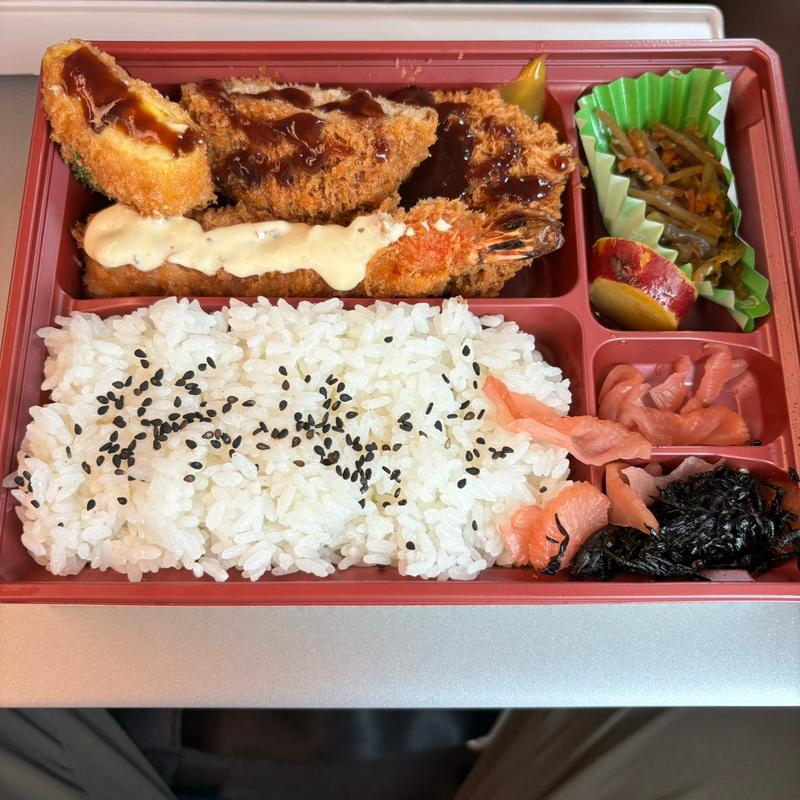 夏のミックスフライ弁当(まい泉 グランスタ店 （まいせん）)