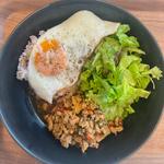 ガパオライス(forucafe 原宿店 @WeWorkアイスバーグ)