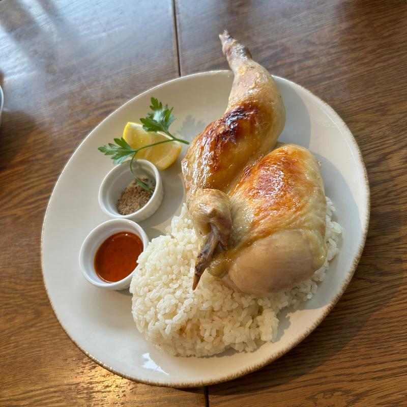 ロティサリーチキンプレートランチ(Cafe & Rotisserie LA COCORICO 横浜赤レンガ倉庫店)