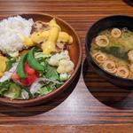 いろどりチーズバーグディッシュ