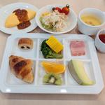 朝食
