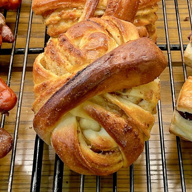 カルダモンロール(breadworks TENNOZ)