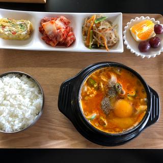 スンドゥブチゲ定食(みんちゃんCOCO)