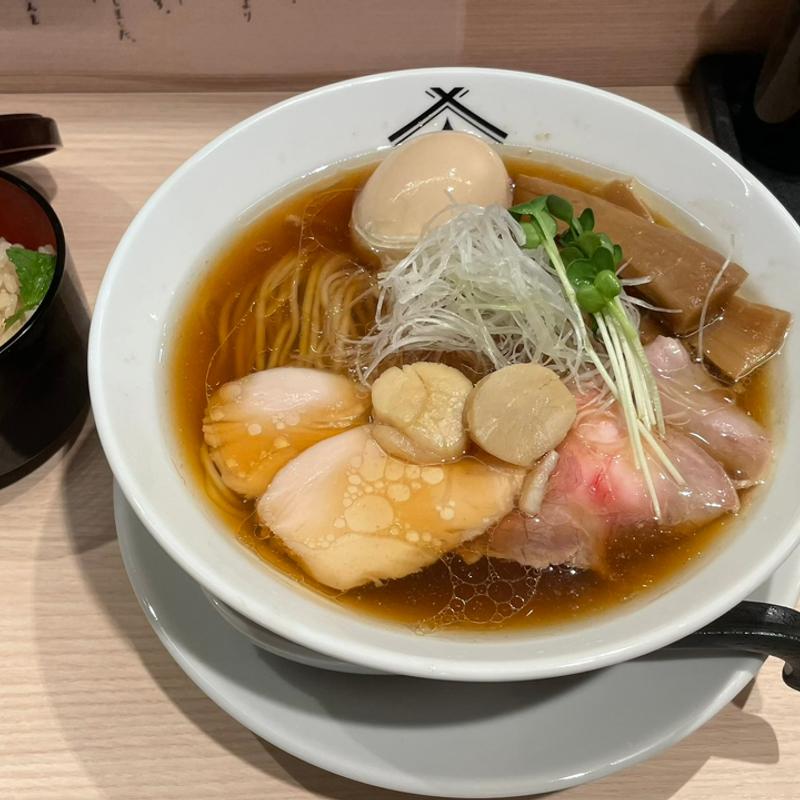特製　濃醇らーめん（黒醤油）(麺 ひしおのキセキ)