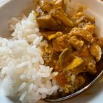 胡椒薫るココナッツチキンカレー