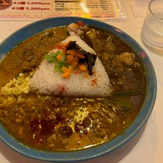 三種カレー(カカカリーリニニ)