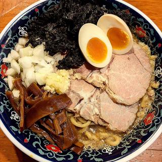 ニボガッツ 大盛 味玉(中華そばの店 りょうが)