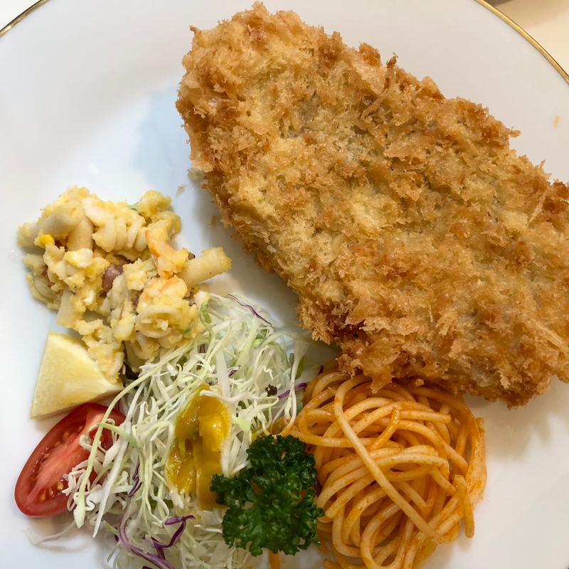 ポークカツ(洋食ムチュ)