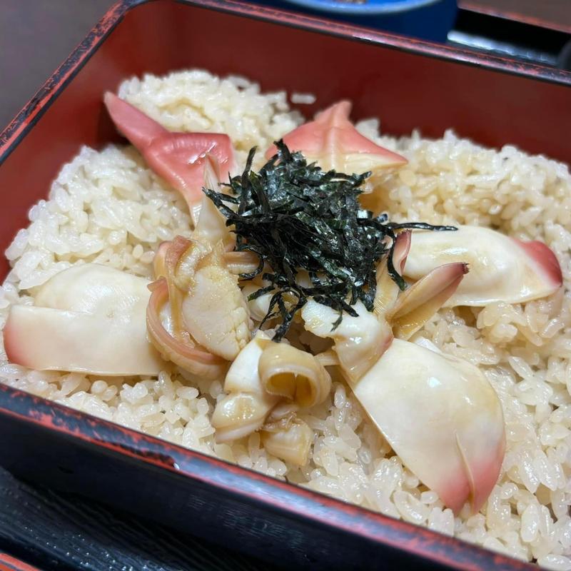 ホッキ飯(お食事処たこ八)