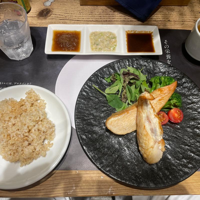 プリップリ鶏むね200g 玄米セット(筋肉食堂 渋谷MIYASHITA PARK店)