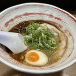 黒トンコツ