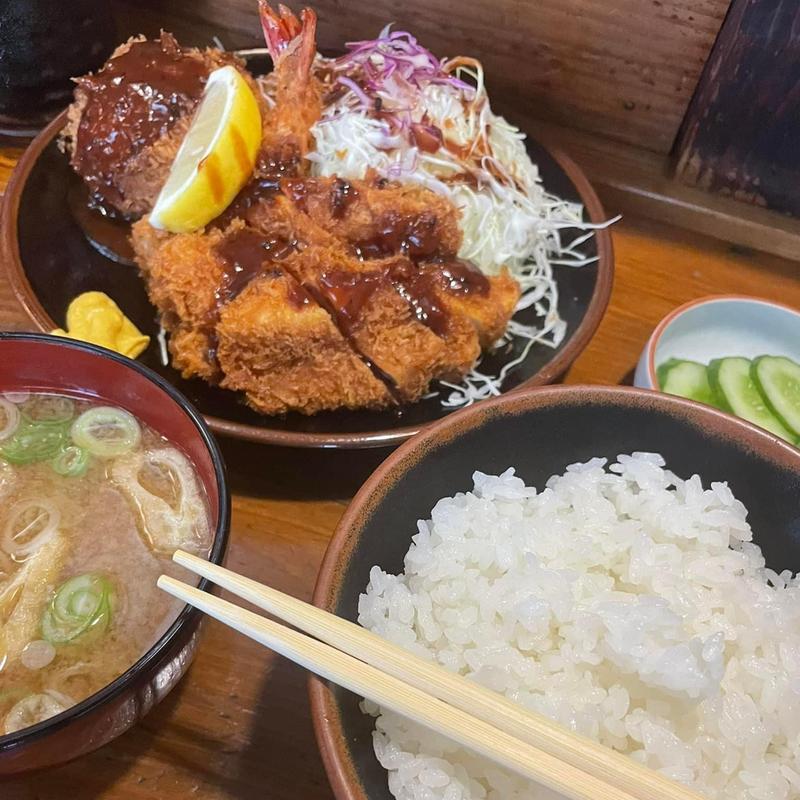 ミックスフライ定食(とんかつ かつ吉 )