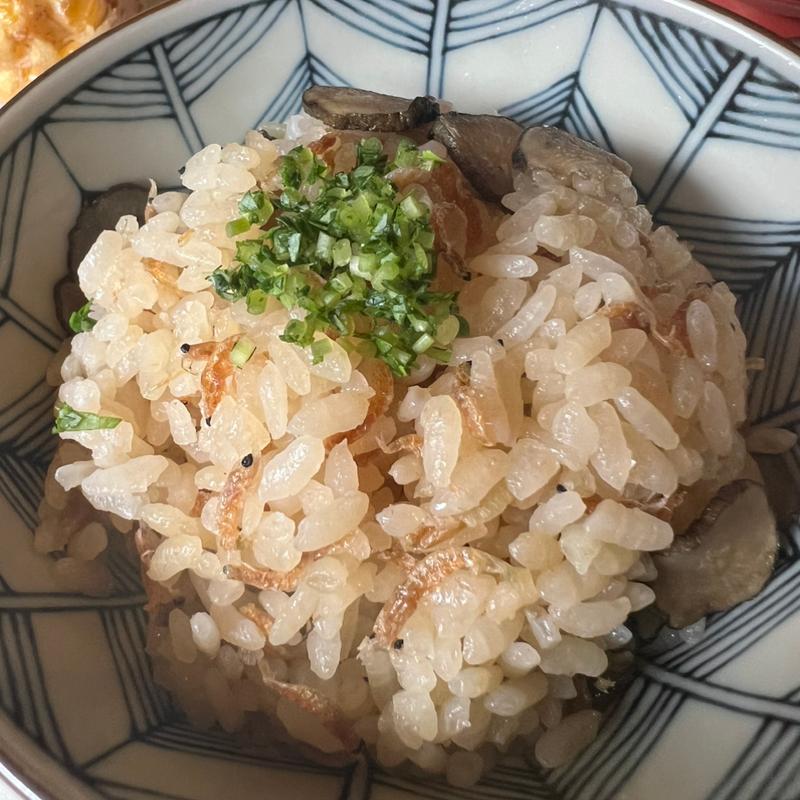 (コース料理 ふいご)海老と新ごぼうの炊き込みご飯(川久)