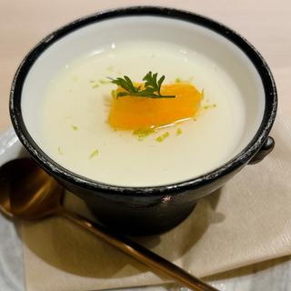 杏仁プリン( 牛刺しと焼肉 仔虎 クリスロード店)