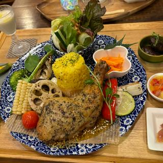 チキンコンフィプレートランチ(ハレルゥガーデン)