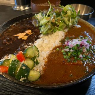 黒酢ポーク&牛すじカレー