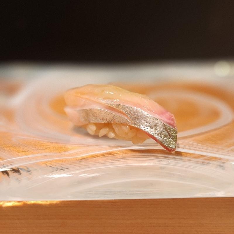 シマアジ 19日熟成(熟成鮨利他)