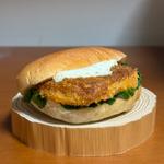 昔ながらのコロッケバーガー