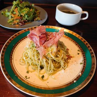 ジェノベーゼの冷たいパスタ