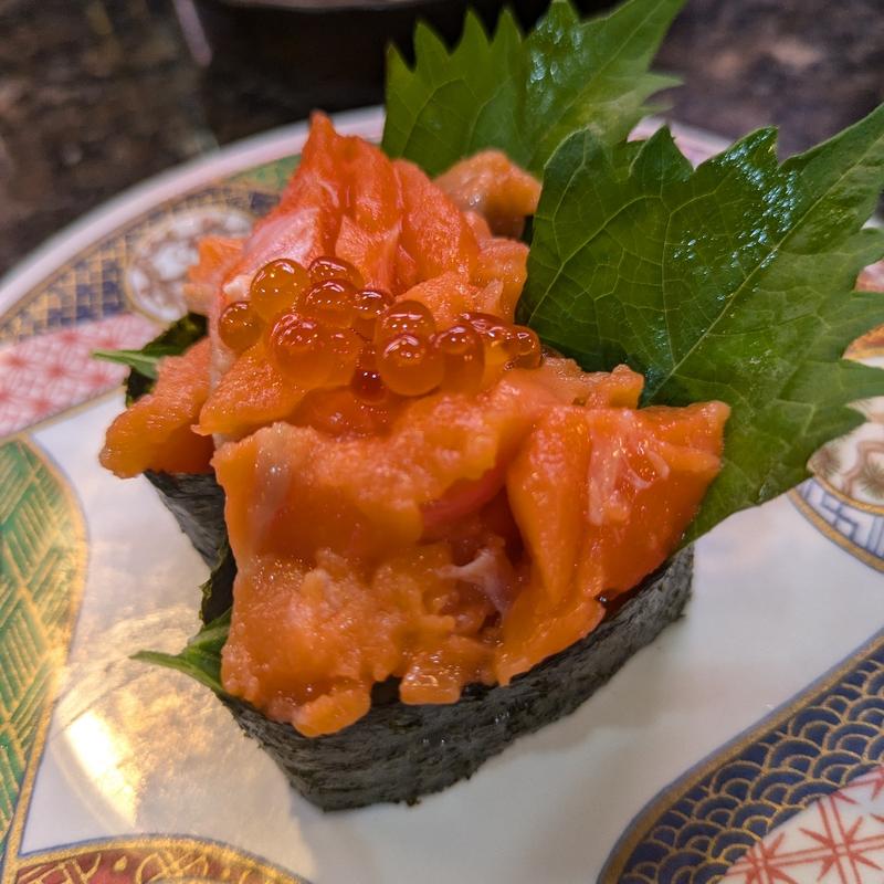 おやこ（さけ.いくら）(金太郎寿し 新斎店 （きんたろうずし）)