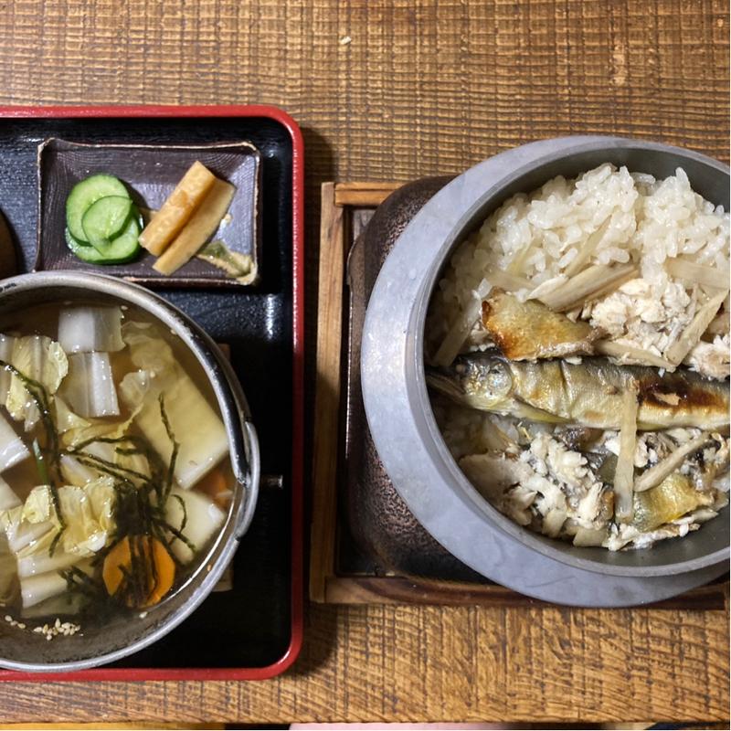 鮎のかまどご飯(ちわき )