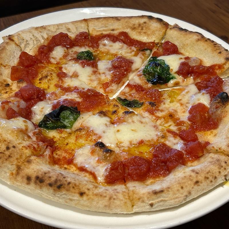 本場ナポリのマルゲリータ(Italian Kitchen VANSAN 姫路中地店)