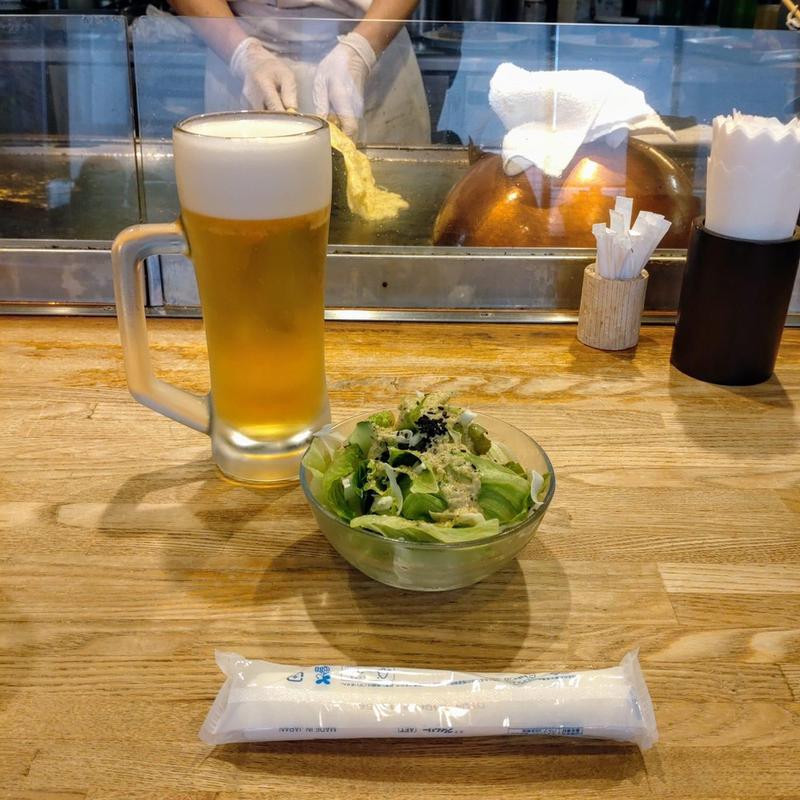 生ビール サラダ(鉄板焼 ゆうき亭)