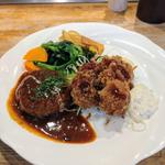 デミグラスハンバーグ&ホタテフライ定食(鉄板焼 ゆうき亭)