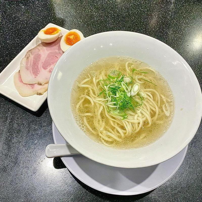 ホタテ香るはまぐりラーメン 特製トッピング(麺匠 至誠)