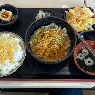 大煮込み定食(ゆで太郎 八千代工業団地)