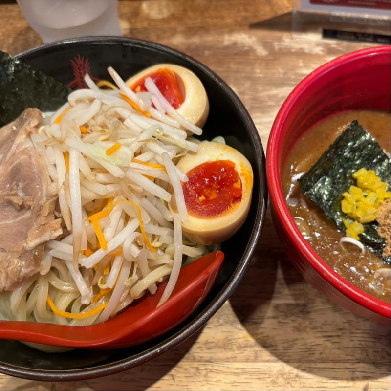 全部乗せつけ麺(つけ麺専門店 三田製麺所 新宿西口店)