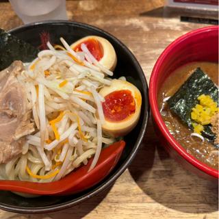 全部乗せつけ麺(つけ麺専門店 三田製麺所 新宿西口店)