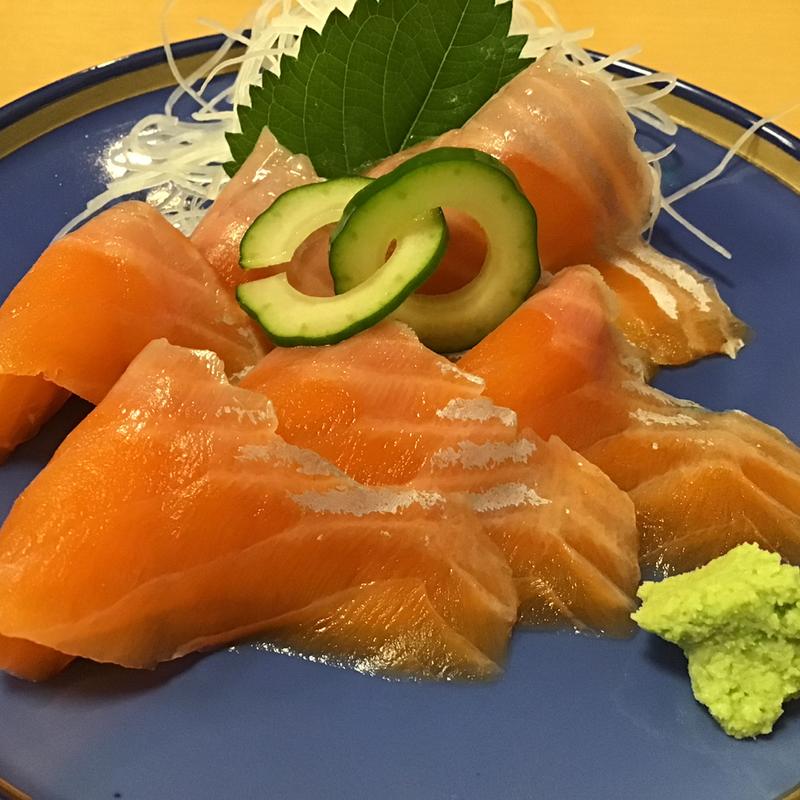 七ツ森サーモンのお刺身(八幡はなぶさ )