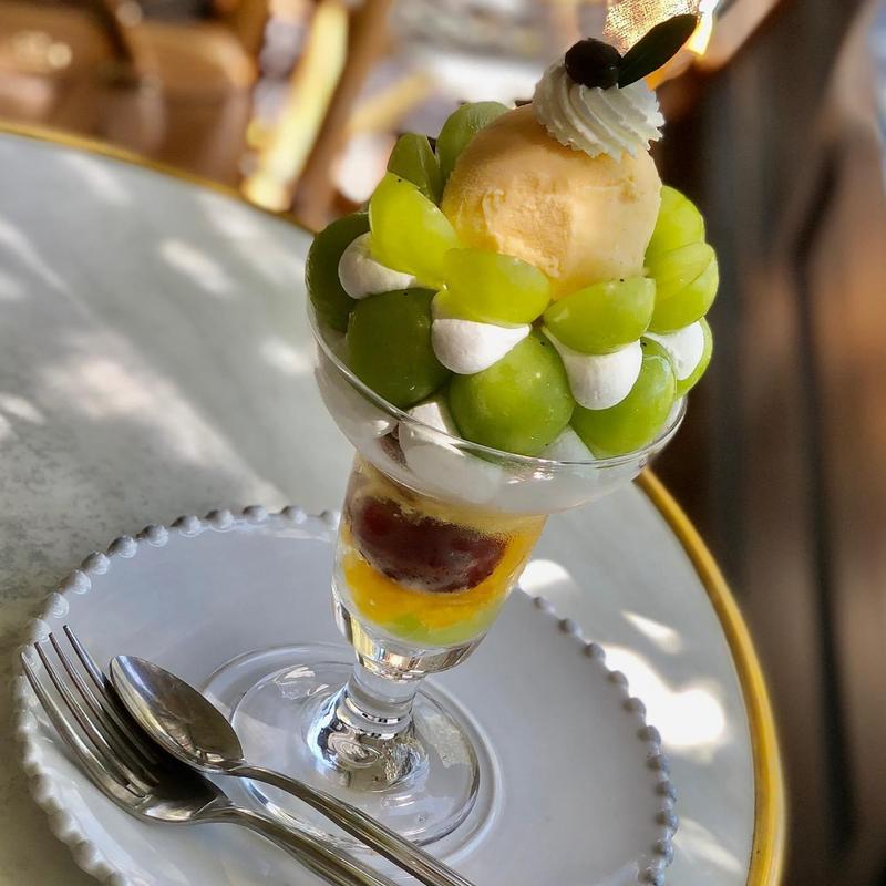 シャインマスカットパフェ(パティスリークリアン)