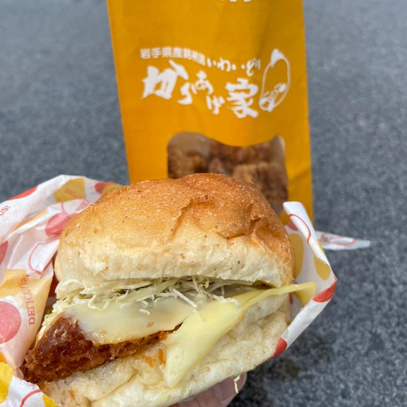 チキンカツチーズバーガー(からあげ家 道の駅むろね店)
